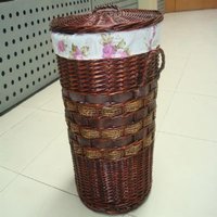Willow / Straw Laundry Basket