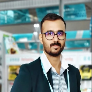 hineshjain.jpg