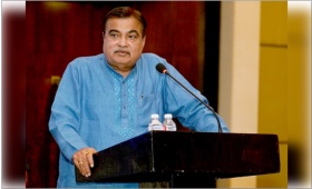 gadkari-2.jpg