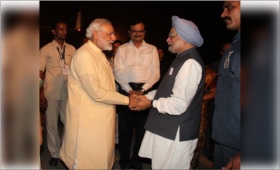 modi-manmohan.jpg