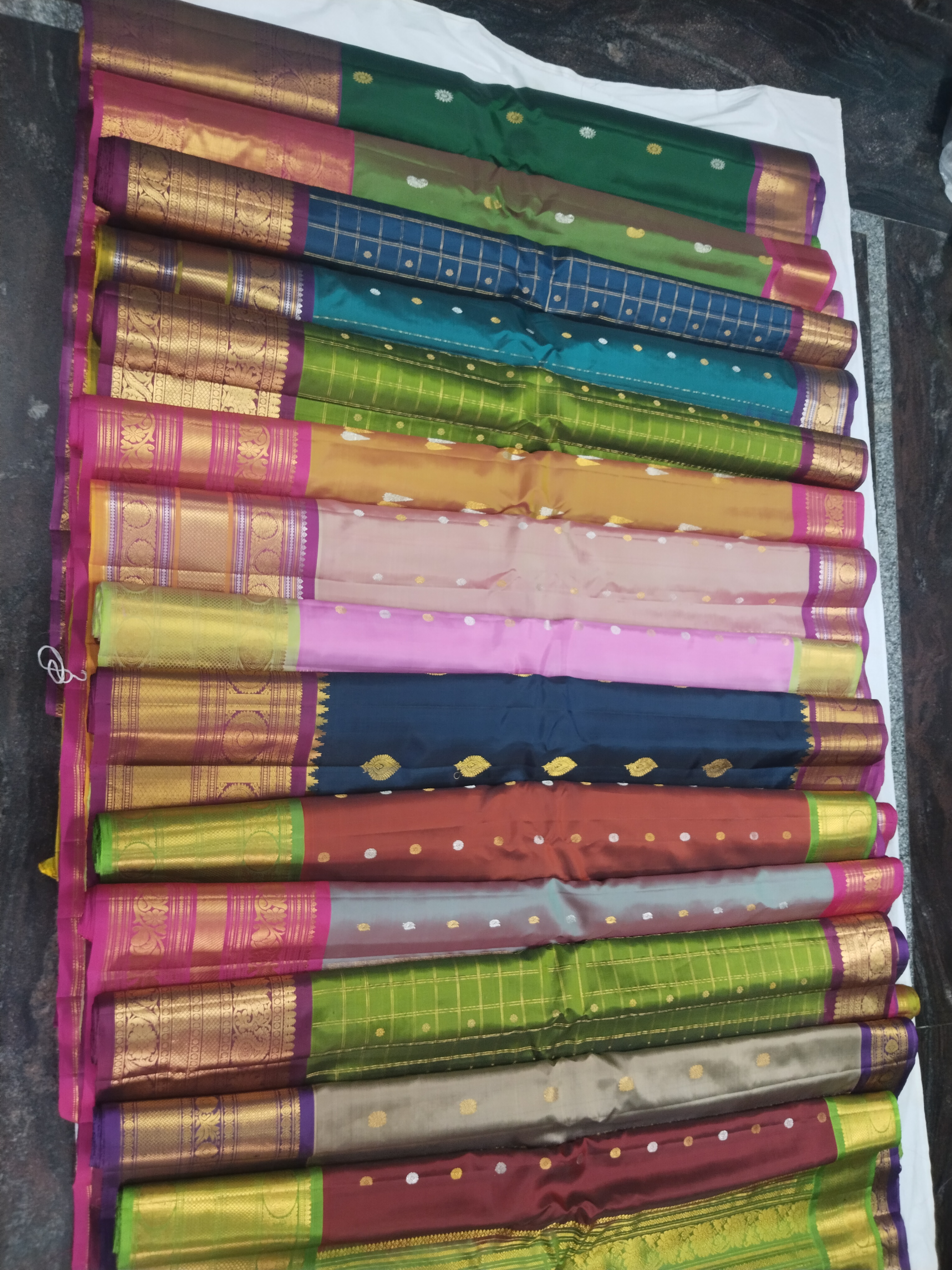 Pavan Handlooms