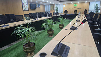 Click to Zoom Click to Zoom