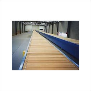 Wooden Slat Conveyor - Premium Wood Construction, High Load Bearing Capacity, Smooth Operation - Robust & Long Lasting Performance