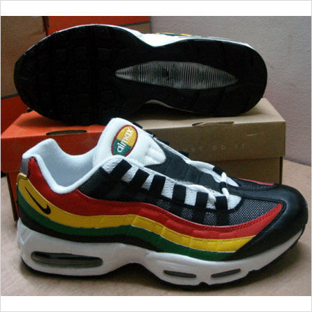 Multi Color Sports Mens Athletic Shoes