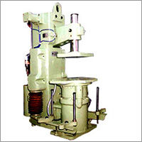 Simultaneous Jolt Squeeze Moulding Machine