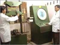 Universal Testing Machine