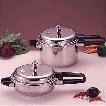 Stainless Steel Pressure Cookers with Sandwich Bottoms