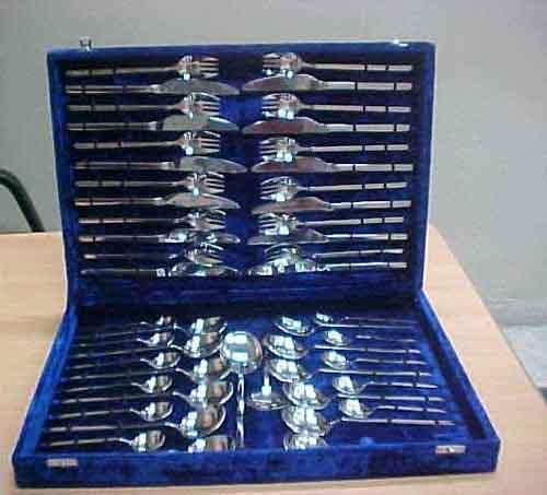 50 Pcs. Cutlery Set in Velvet Tray