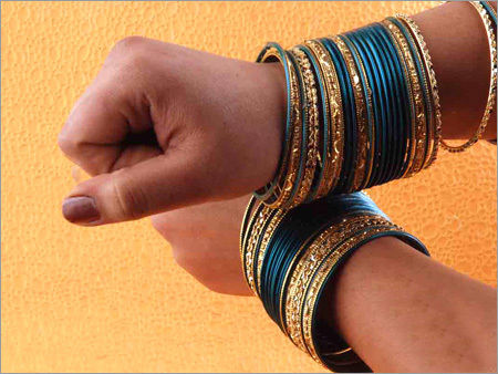 Metal Bangles Set