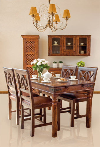 Dining set family