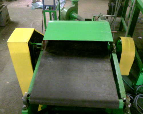 Conveyor Type Foam Shredder