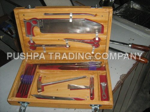 Postmortem Set - Premium Stainless Steel Instruments, Ergonomic Grip, Complete Toolset in Wooden Box