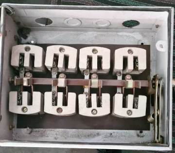 Power Change Over Switch