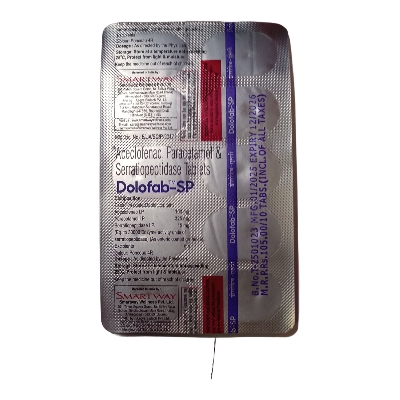 Aceclofenac Paracetamol Serratiopeptidase Tablets