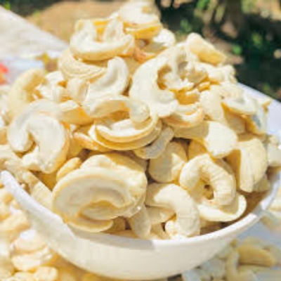 Cashew Nuts - Dried Various Sizes Available White Color | Long Shelf Life Easy to Digest Rich in Taste Quality Tested