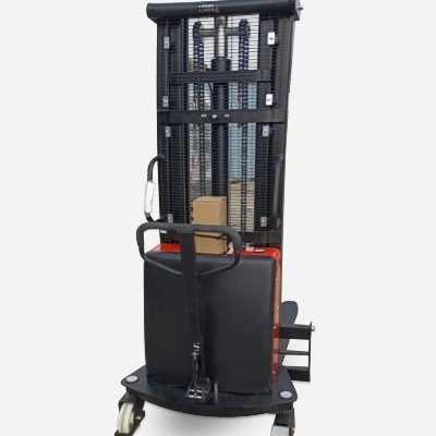 Electric Stacker