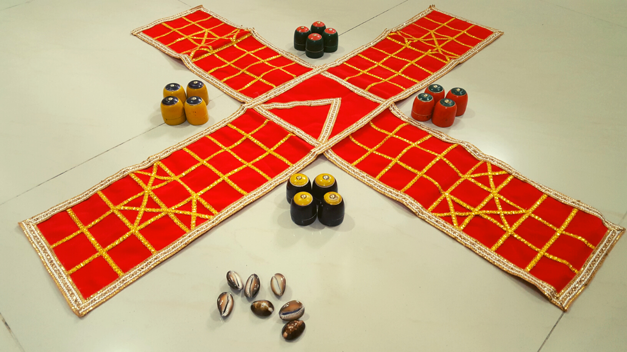 Mahabharat Pachisi Chaupar Chopad Chaupad Indian Ludo,Classic Strategy Board Game on Canvas Playmat