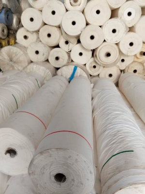 White Nonwovens Filtration Fabric Rolls - Size: Customized