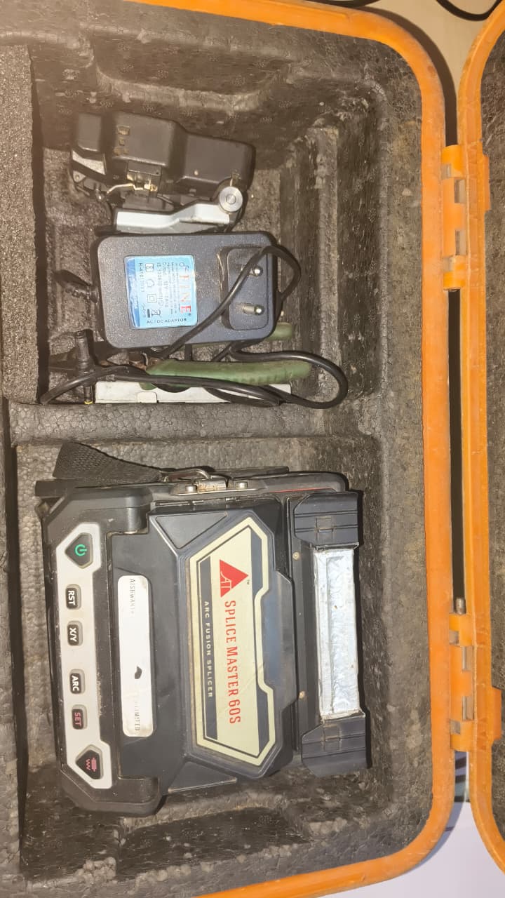 Iswarya Technologies Splice Master 60s Splicing Machines