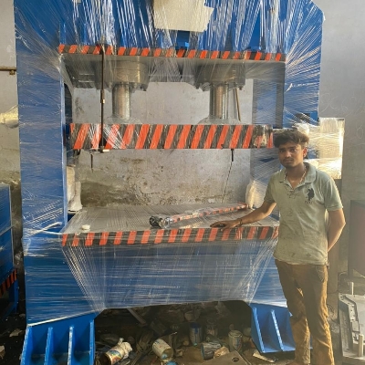 Rubber Molding Press