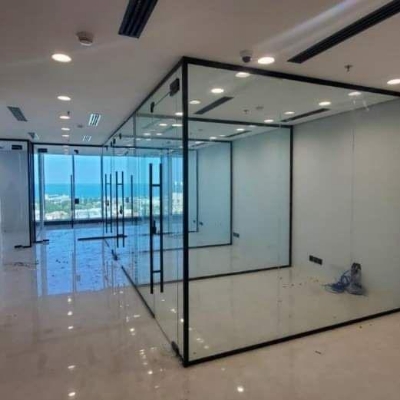 Toughened Glass Partitions - Float Glass, Transparent, Heat Toughened | Impact Resistant, Shatter Resistant, Sound Insulation, Durable Surface