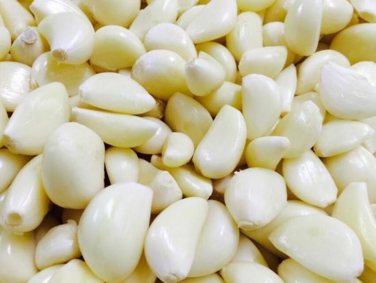 Pure Flavor Fresh Peeled Garlic