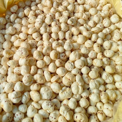 Makhana HSN 19041090 - White, A Grade | Light Crunchy Snack, Suitable for Roasting and Seasoning, 12 Months Shelf Life