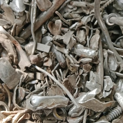 Stainless Steel 304 Scrap - Silver, Used, Various Thickness | Corrosion Resistant, Durable