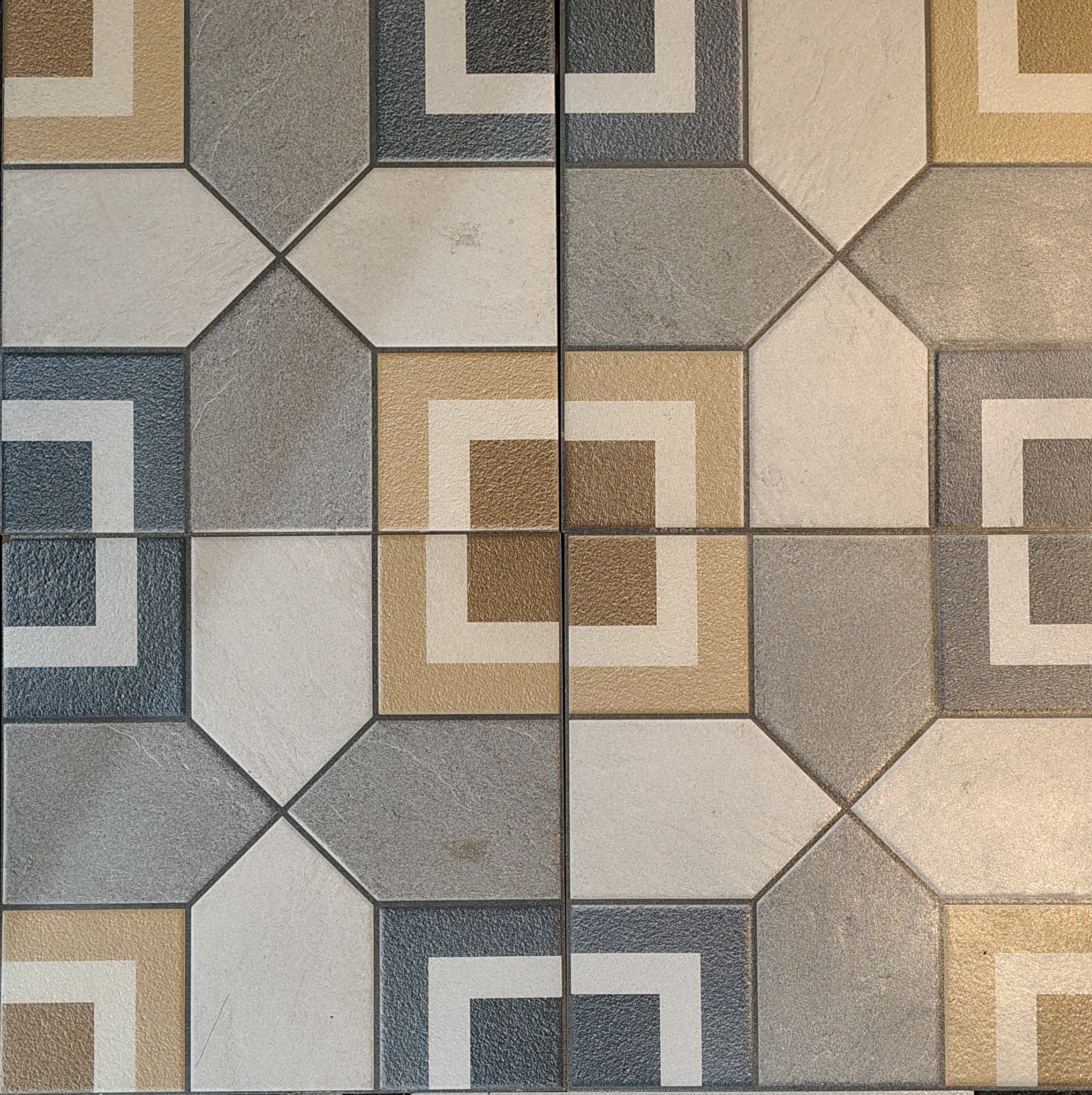 16"A 16" Digital Heavy Duty Parking Tile