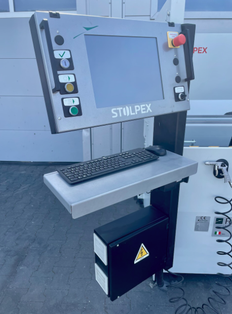Fom Industrie Adir C Cnc Machine