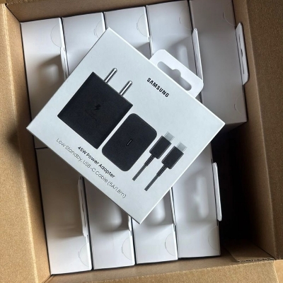 Samsung Black Mobile Charger