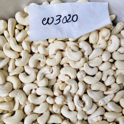 Cashew Nuts 320