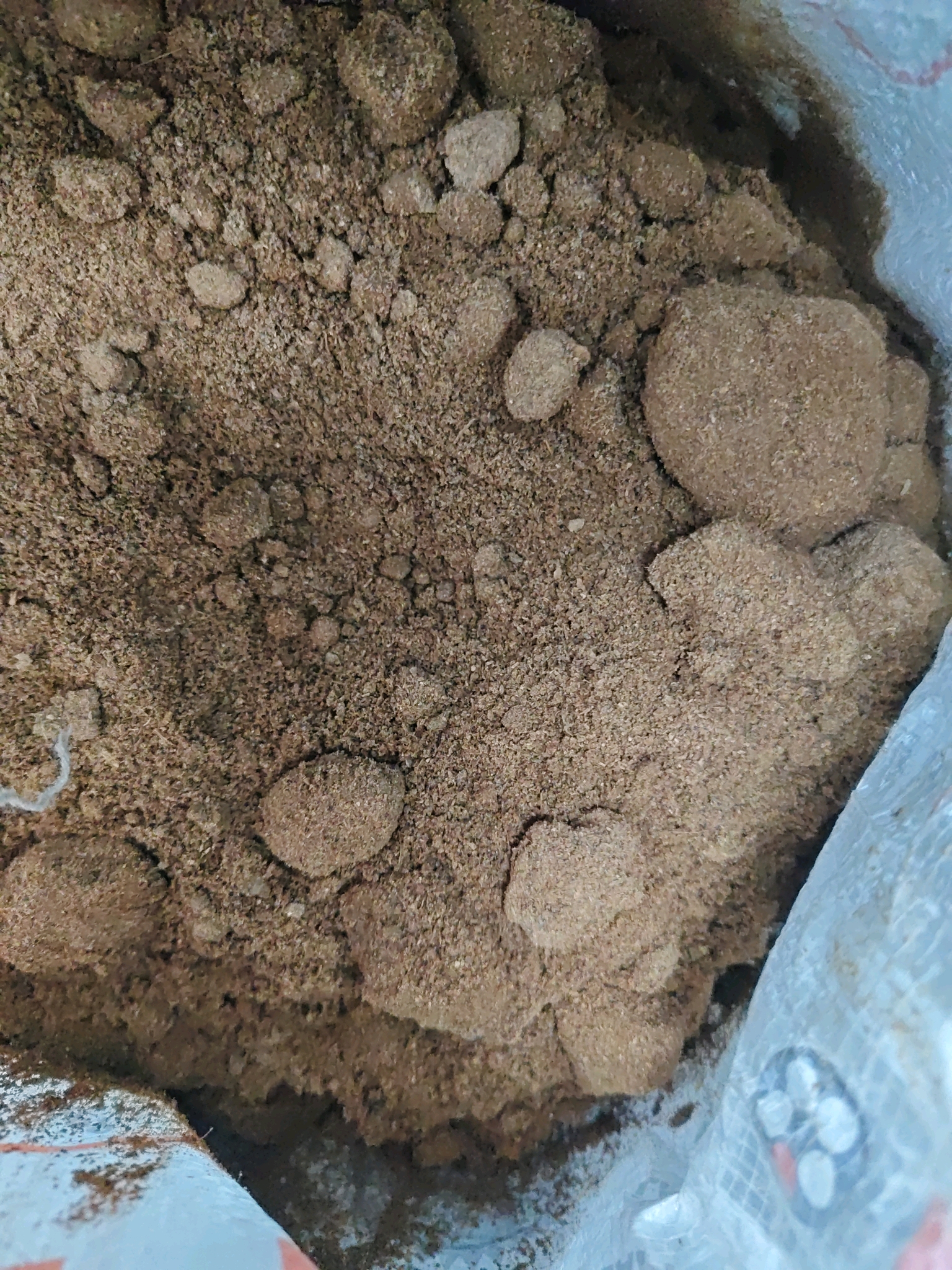Tobacco dust