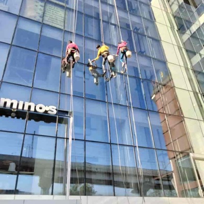 Facade Glass Cleaning Services