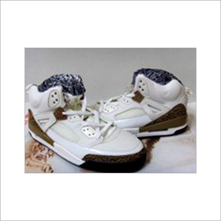 White Mens Comfortable Jordan Shoes