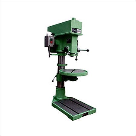 Bench or Pillar Type Drilling Machine