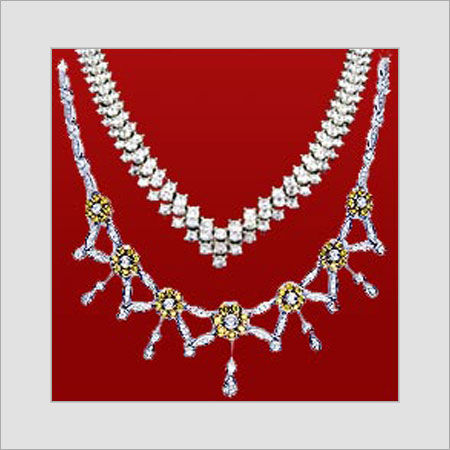 Trendy Design Diamond Necklace