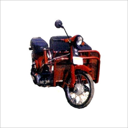 Easy To Use Three Wheeler Moped