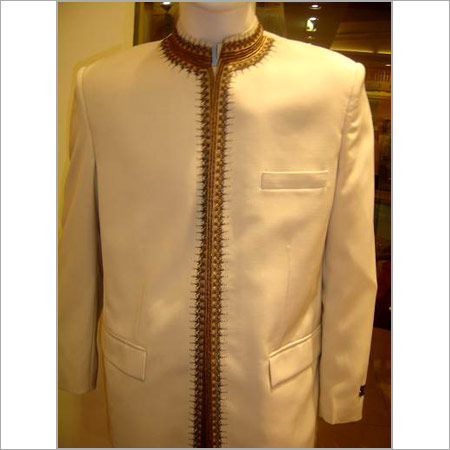 Full Sleeves Designer Mens Suit Size: Medium