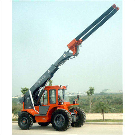 Easy To Use Telescopic Boom Handler