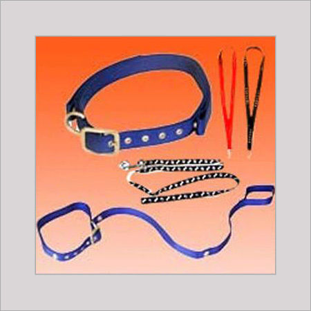 Dog Collars & Leashes - Durable Nylon Material, Adjustable Sizes for Comfort , Ideal for Everyday Walks