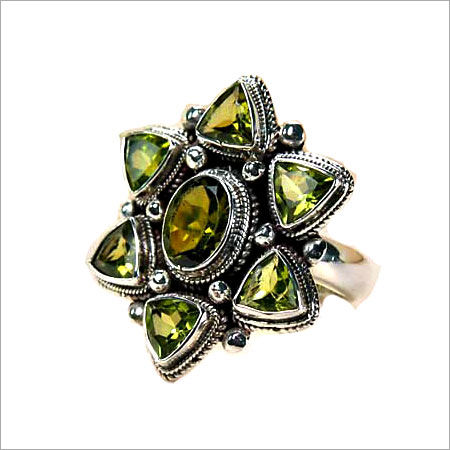 Designer Silver Ring With Peridote Precious Stone Gender: Women