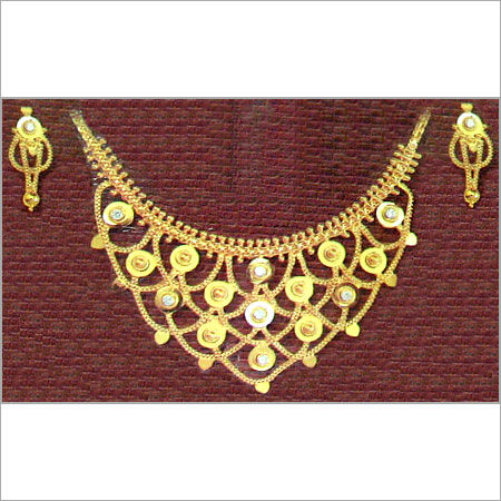 Golden Elegant Gold Necklace Set