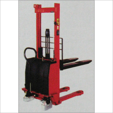 PALLET STACKER