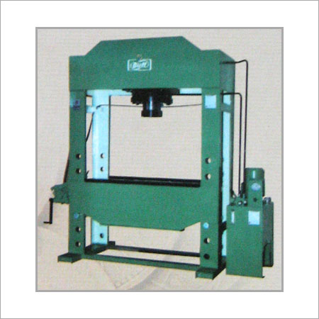 FOUR PILLAR TYPE HYDRAULIC PRESS