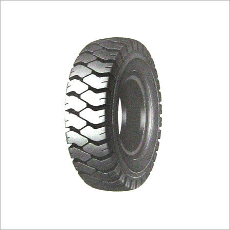 THREAD PATTERN TYRE