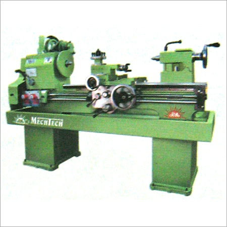 Various Colors Are Available Industrial Grade Medium Duty Lathe Machine