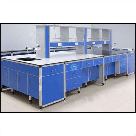 Durable Central Laboratory Bench