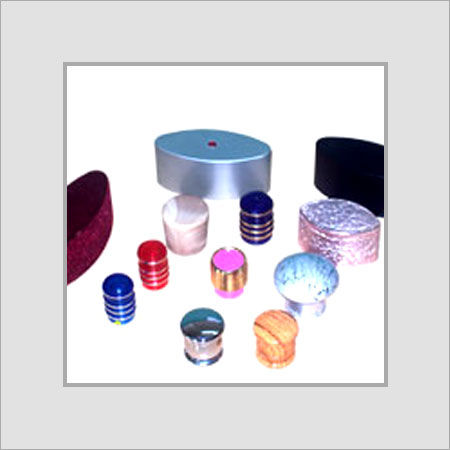 Various Colors Available Dimensional Accuracy Plastic Caps