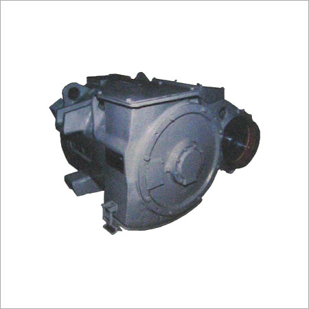 TRACTION MOTOR